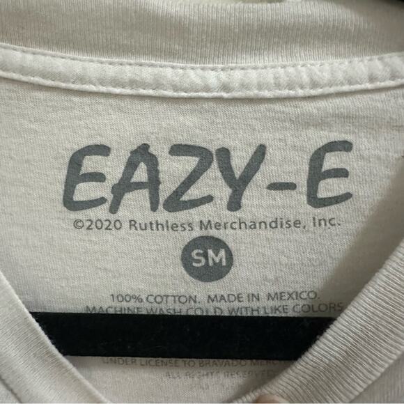 EAZY-E Black and White Short Sleeve T-Shirt Unisex size Small - Picture 2 of 4